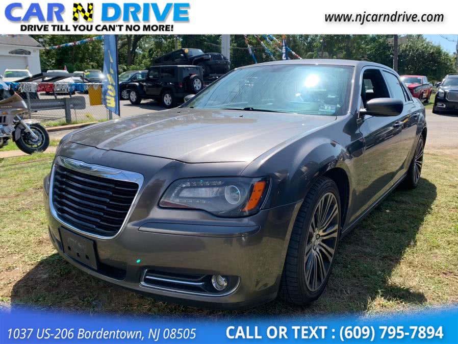 2014 Chrysler 300 S V6 RWD, available for sale in Burlington, New Jersey | Car N Drive. Burlington, New Jersey