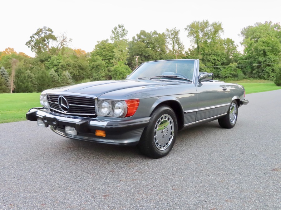 1989 Mercedes-Benz 560 Series 2dr Coupe 560SL Roadster, available for sale in North Salem, New York | Meccanic Shop North Inc. North Salem, New York 1989 Mercedes-Benz 560 Series 2dr Coupe 560SL Roadster, available for sale in North Salem, New York | Meccanic Shop North Inc. North Salem, New York