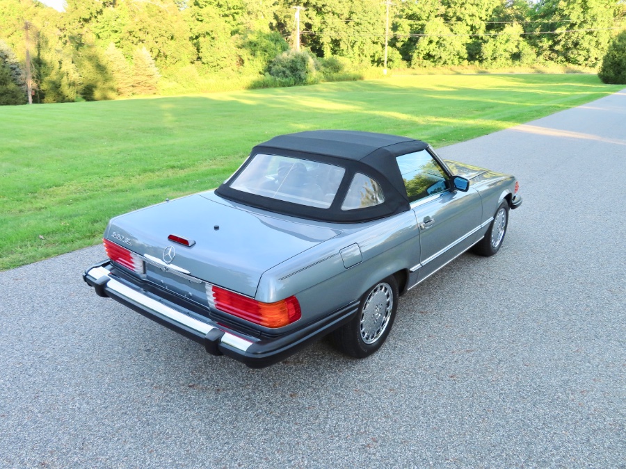1989 Mercedes-Benz 560 Series 2dr Coupe 560SL Roadster, available for sale in North Salem, New York | Meccanic Shop North Inc. North Salem, New York 1989 Mercedes-Benz 560 Series 2dr Coupe 560SL Roadster, available for sale in North Salem, New York | Meccanic Shop North Inc. North Salem, New York
