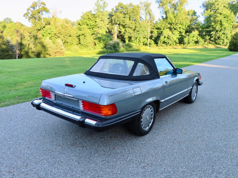 1989 Mercedes-Benz 560 Series 2dr Coupe 560SL Roadster, available for sale in North Salem, New York | Meccanic Shop North Inc. North Salem, New York 1989 Mercedes-Benz 560 Series 2dr Coupe 560SL Roadster, available for sale in North Salem, New York | Meccanic Shop North Inc. North Salem, New York