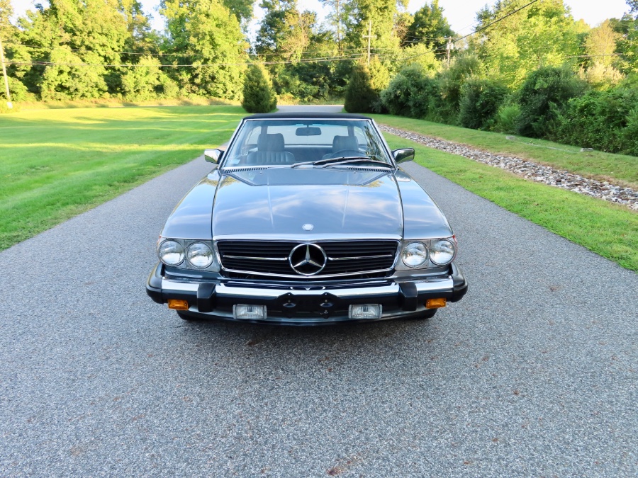 1989 Mercedes-Benz 560 Series 2dr Coupe 560SL Roadster, available for sale in North Salem, New York | Meccanic Shop North Inc. North Salem, New York 1989 Mercedes-Benz 560 Series 2dr Coupe 560SL Roadster, available for sale in North Salem, New York | Meccanic Shop North Inc. North Salem, New York