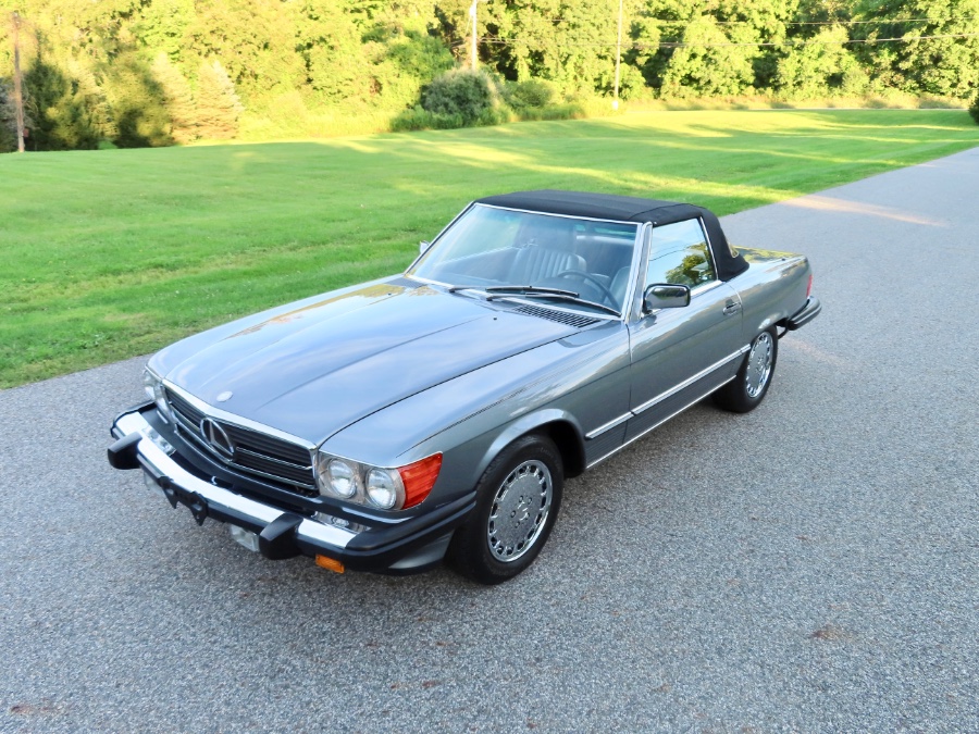 1989 Mercedes-Benz 560 Series 2dr Coupe 560SL Roadster, available for sale in North Salem, New York | Meccanic Shop North Inc. North Salem, New York 1989 Mercedes-Benz 560 Series 2dr Coupe 560SL Roadster, available for sale in North Salem, New York | Meccanic Shop North Inc. North Salem, New York