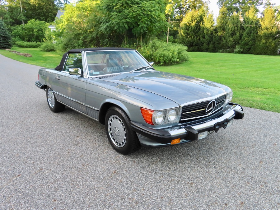 1989 Mercedes-Benz 560 Series 2dr Coupe 560SL Roadster, available for sale in North Salem, New York | Meccanic Shop North Inc. North Salem, New York 1989 Mercedes-Benz 560 Series 2dr Coupe 560SL Roadster, available for sale in North Salem, New York | Meccanic Shop North Inc. North Salem, New York