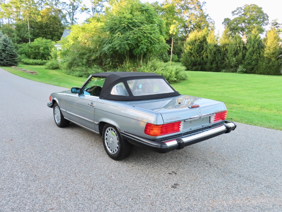 1989 Mercedes-Benz 560 Series 2dr Coupe 560SL Roadster, available for sale in North Salem, New York | Meccanic Shop North Inc. North Salem, New York 1989 Mercedes-Benz 560 Series 2dr Coupe 560SL Roadster, available for sale in North Salem, New York | Meccanic Shop North Inc. North Salem, New York