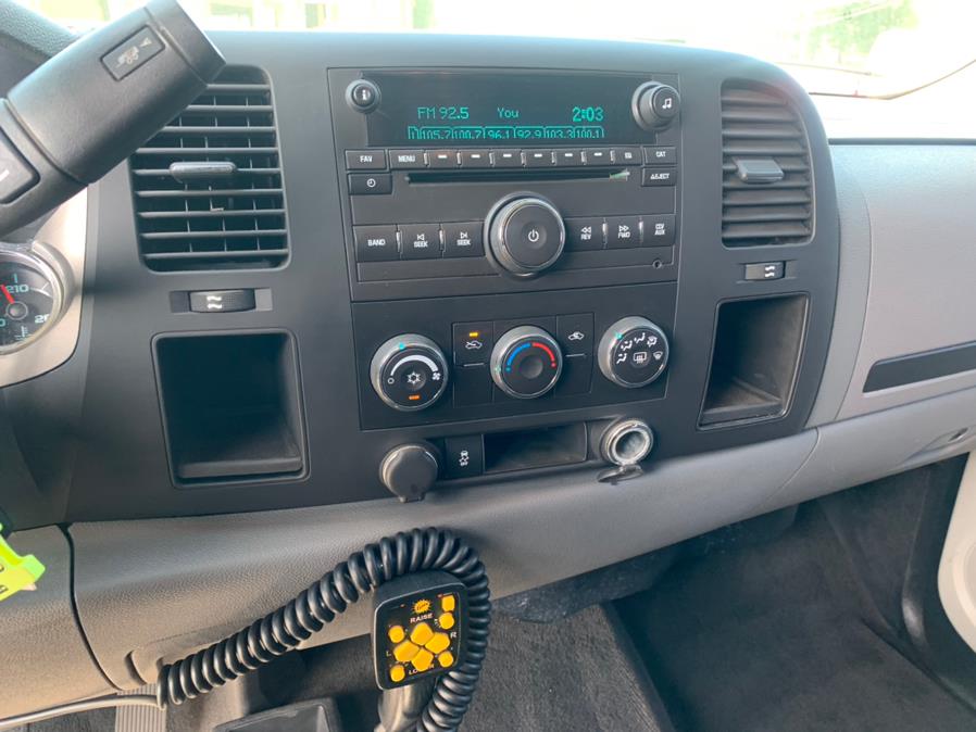 2012 Chevrolet Silverado 2500HD 4WD Crew Cab 153.7" Work Truck, available for sale in South Windsor, Connecticut | Mike And Tony Auto Sales, Inc. South Windsor, Connecticut 2012 Chevrolet Silverado 2500HD 4WD Crew Cab 153.7" Work Truck, available for sale in South Windsor, Connecticut | Mike And Tony Auto Sales, Inc. South Windsor, Connecticut