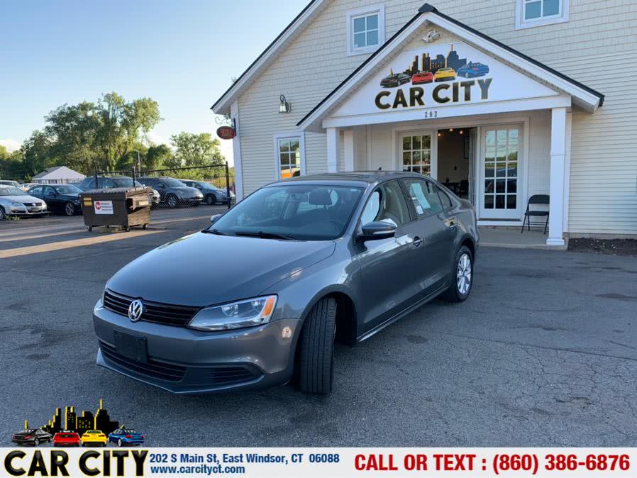 2011 Volkswagen Jetta Sedan 4dr Auto SE w/Convenience & Sunroof PZEV, available for sale in East Windsor, Connecticut | Car City LLC. East Windsor, Connecticut