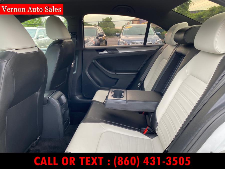 2016 Volkswagen Jetta Sedan 4dr Man 1.8T Sport PZEV, available for sale in Manchester, Connecticut | Vernon Auto Sale & Service. Manchester, Connecticut 2016 Volkswagen Jetta Sedan 4dr Man 1.8T Sport PZEV, available for sale in Manchester, Connecticut | Vernon Auto Sale & Service. Manchester, Connecticut