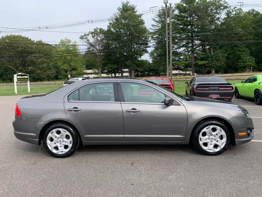 2010 Ford Fusion 4dr Sdn SE FWD, available for sale in South Windsor, Connecticut | Mike And Tony Auto Sales, Inc. South Windsor, Connecticut 2010 Ford Fusion 4dr Sdn SE FWD, available for sale in South Windsor, Connecticut | Mike And Tony Auto Sales, Inc. South Windsor, Connecticut