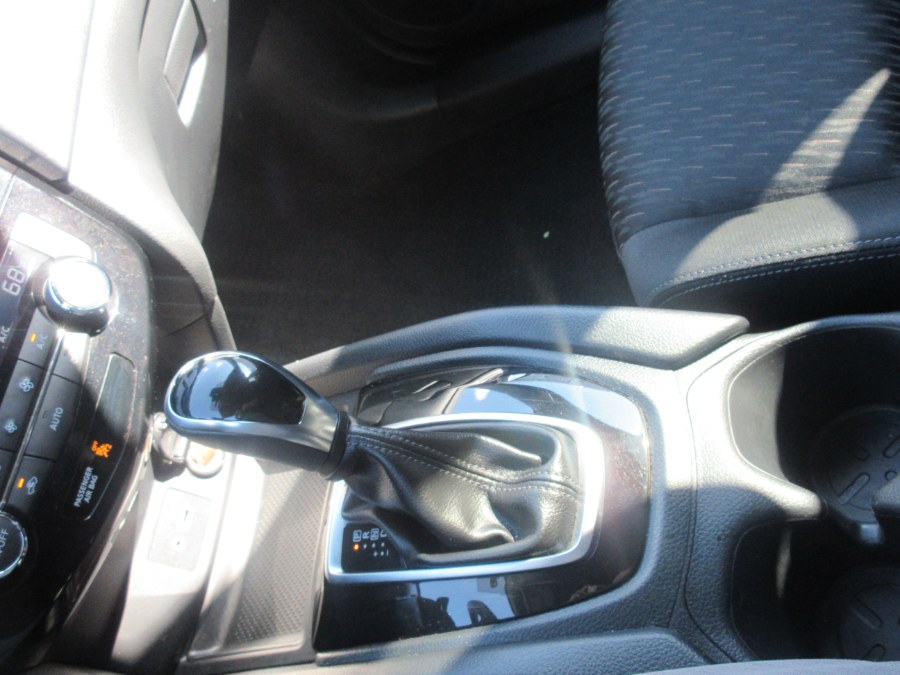 2019 Nissan Rogue FWD SV, available for sale in Linden, New Jersey | Route 27 Auto Mall. Linden, New Jersey 2019 Nissan Rogue FWD SV, available for sale in Linden, New Jersey | Route 27 Auto Mall. Linden, New Jersey