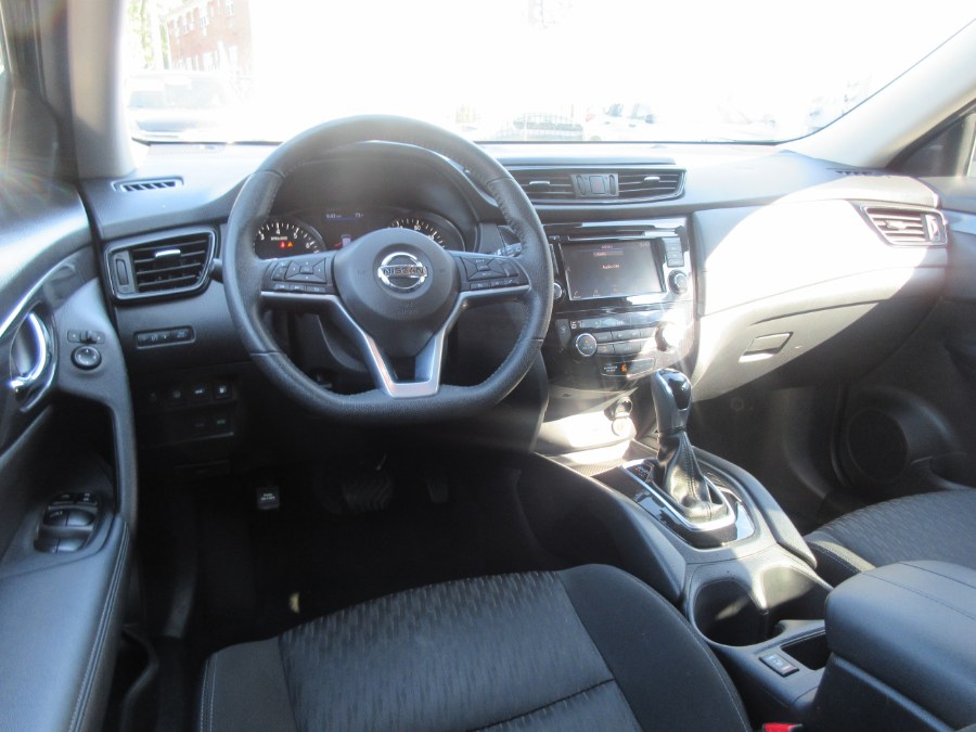 2019 Nissan Rogue FWD SV, available for sale in Linden, New Jersey | Route 27 Auto Mall. Linden, New Jersey 2019 Nissan Rogue FWD SV, available for sale in Linden, New Jersey | Route 27 Auto Mall. Linden, New Jersey