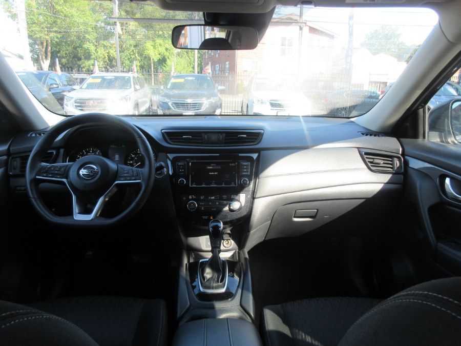 2019 Nissan Rogue FWD SV, available for sale in Linden, New Jersey | Route 27 Auto Mall. Linden, New Jersey 2019 Nissan Rogue FWD SV, available for sale in Linden, New Jersey | Route 27 Auto Mall. Linden, New Jersey
