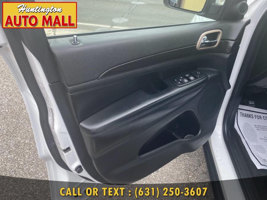 2014 Jeep Grand Cherokee 4WD 4dr Laredo, available for sale in Huntington Station, New York | Huntington Auto Mall. Huntington Station, New York 2014 Jeep Grand Cherokee 4WD 4dr Laredo, available for sale in Huntington Station, New York | Huntington Auto Mall. Huntington Station, New York