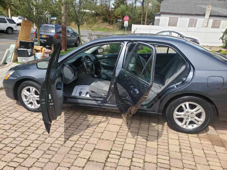 2006 Honda Accord Sdn LX SE MT, available for sale in West Babylon, New York | SGM Auto Sales. West Babylon, New York 2006 Honda Accord Sdn LX SE MT, available for sale in West Babylon, New York | SGM Auto Sales. West Babylon, New York