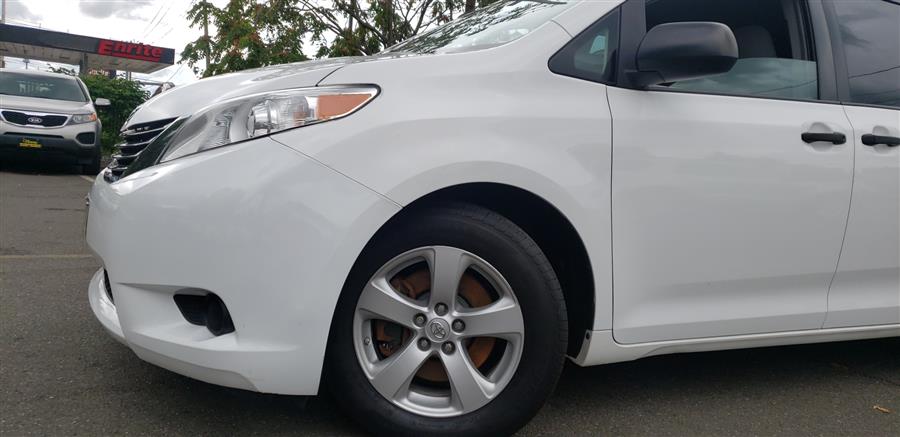 2015 Toyota Sienna 5dr 7-Pass Van L FWD (Natl), available for sale in Little Ferry, New Jersey | Victoria Preowned Autos Inc. Little Ferry, New Jersey 2015 Toyota Sienna 5dr 7-Pass Van L FWD (Natl), available for sale in Little Ferry, New Jersey | Victoria Preowned Autos Inc. Little Ferry, New Jersey