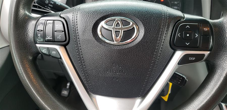 2015 Toyota Sienna 5dr 7-Pass Van L FWD (Natl), available for sale in Little Ferry, New Jersey | Victoria Preowned Autos Inc. Little Ferry, New Jersey 2015 Toyota Sienna 5dr 7-Pass Van L FWD (Natl), available for sale in Little Ferry, New Jersey | Victoria Preowned Autos Inc. Little Ferry, New Jersey