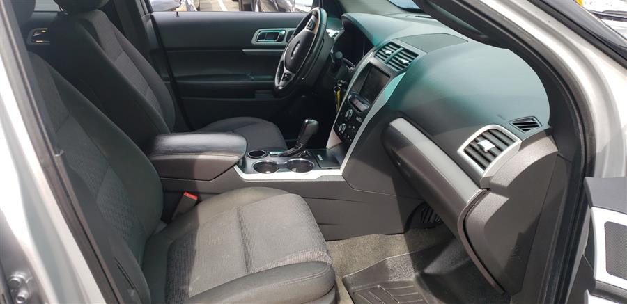 2014 Ford Explorer FWD 4dr XLT, available for sale in Little Ferry, New Jersey | Victoria Preowned Autos Inc. Little Ferry, New Jersey 2014 Ford Explorer FWD 4dr XLT, available for sale in Little Ferry, New Jersey | Victoria Preowned Autos Inc. Little Ferry, New Jersey