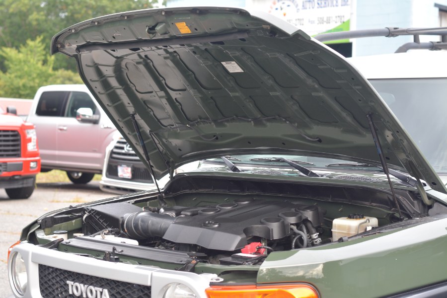 2010 Toyota FJ Cruiser 4WD 4dr Auto, available for sale in Ashland, Massachusetts | New Beginning Auto Service Inc. Ashland, Massachusetts 2010 Toyota FJ Cruiser 4WD 4dr Auto, available for sale in Ashland, Massachusetts | New Beginning Auto Service Inc. Ashland, Massachusetts
