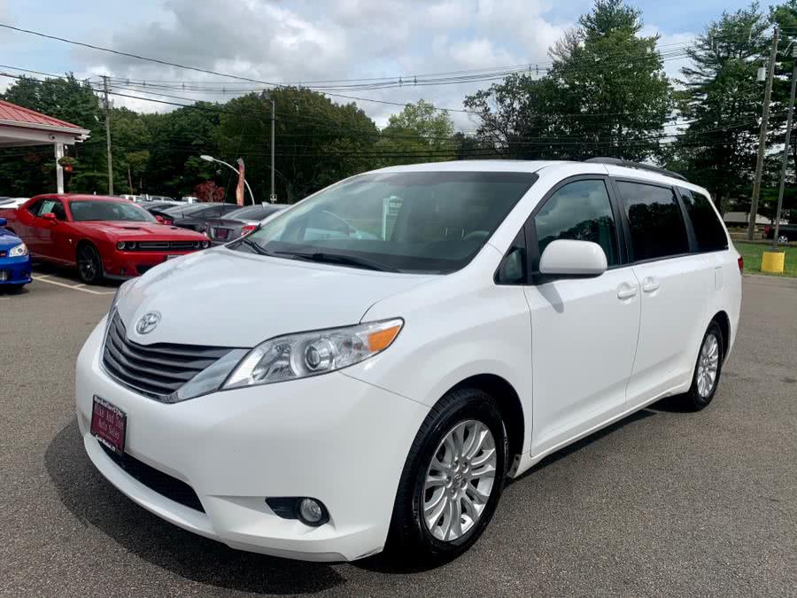 2014 Toyota Sienna 5dr 8-Pass Van V6 XLE FWD, available for sale in South Windsor, Connecticut | Mike And Tony Auto Sales, Inc. South Windsor, Connecticut 2014 Toyota Sienna 5dr 8-Pass Van V6 XLE FWD, available for sale in South Windsor, Connecticut | Mike And Tony Auto Sales, Inc. South Windsor, Connecticut