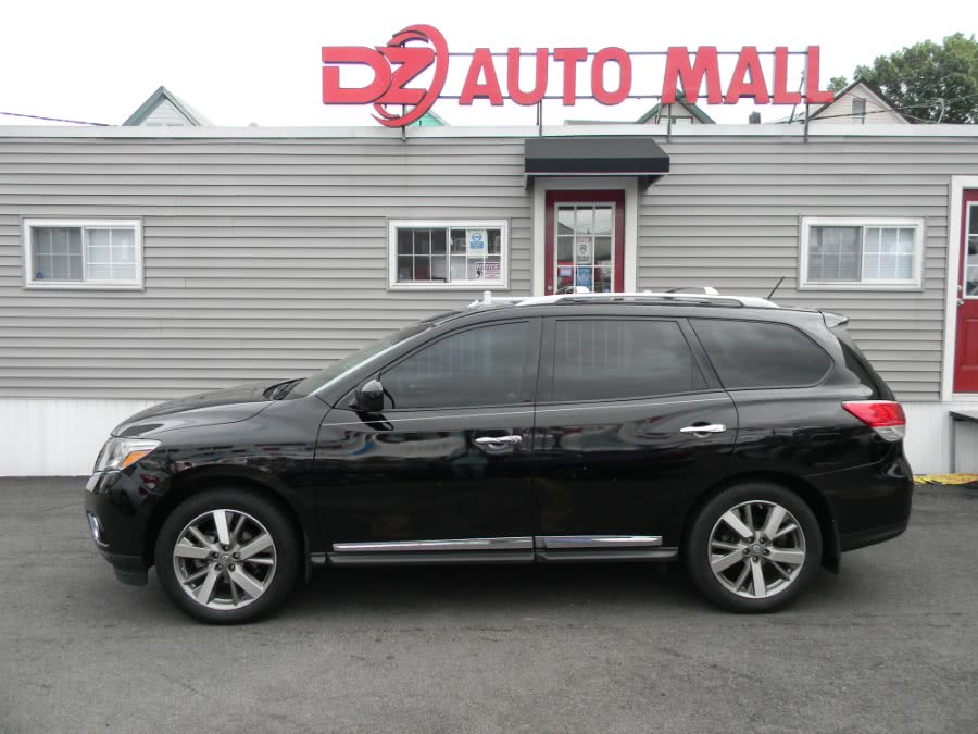2014 Nissan Pathfinder 4WD 4dr Platinum, available for sale in Paterson, New Jersey | DZ Automall. Paterson, New Jersey