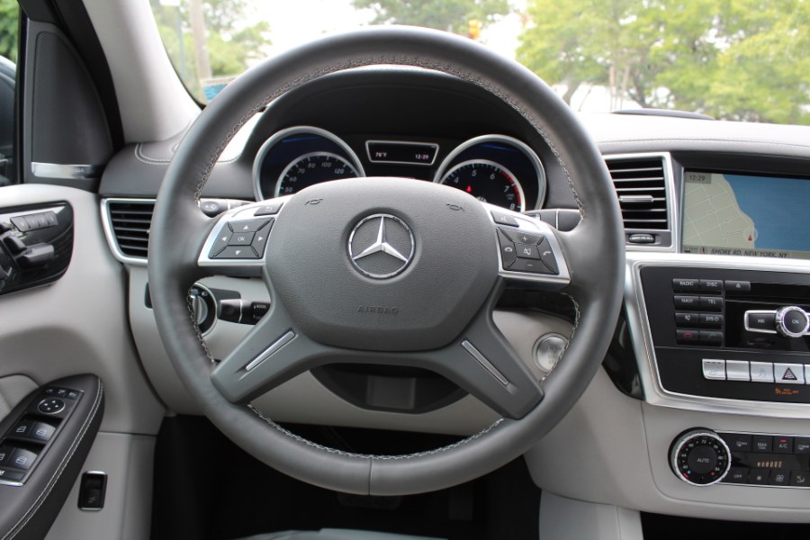 2016 Mercedes-Benz GL 4MATIC 4dr GL450, available for sale in Great Neck, New York | Great Neck Car Buyers & Sellers. Great Neck, New York 2016 Mercedes-Benz GL 4MATIC 4dr GL450, available for sale in Great Neck, New York | Great Neck Car Buyers & Sellers. Great Neck, New York