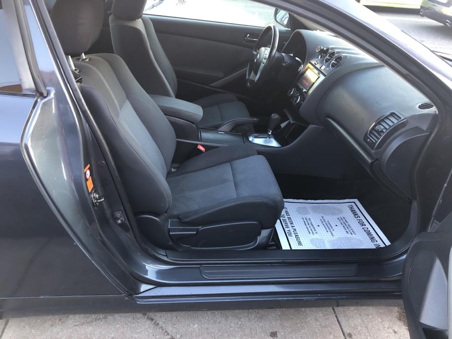 2009 Nissan Altima 2dr Cpe I4 Man 2.5 S, available for sale in Jamaica, New York | Sylhet Motors Inc.. Jamaica, New York 2009 Nissan Altima 2dr Cpe I4 Man 2.5 S, available for sale in Jamaica, New York | Sylhet Motors Inc.. Jamaica, New York