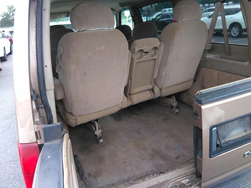 2003 Chevrolet Astro Passenger Ext 111" WB RWD, available for sale in Corona, New York | Raymonds Cars Inc. Corona, New York 2003 Chevrolet Astro Passenger Ext 111" WB RWD, available for sale in Corona, New York | Raymonds Cars Inc. Corona, New York