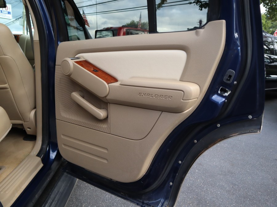 2008 Ford Explorer 4WD 4dr V6 Eddie Bauer, available for sale in Huntington Station, New York | My Auto Inc.. Huntington Station, New York 2008 Ford Explorer 4WD 4dr V6 Eddie Bauer, available for sale in Huntington Station, New York | My Auto Inc.. Huntington Station, New York