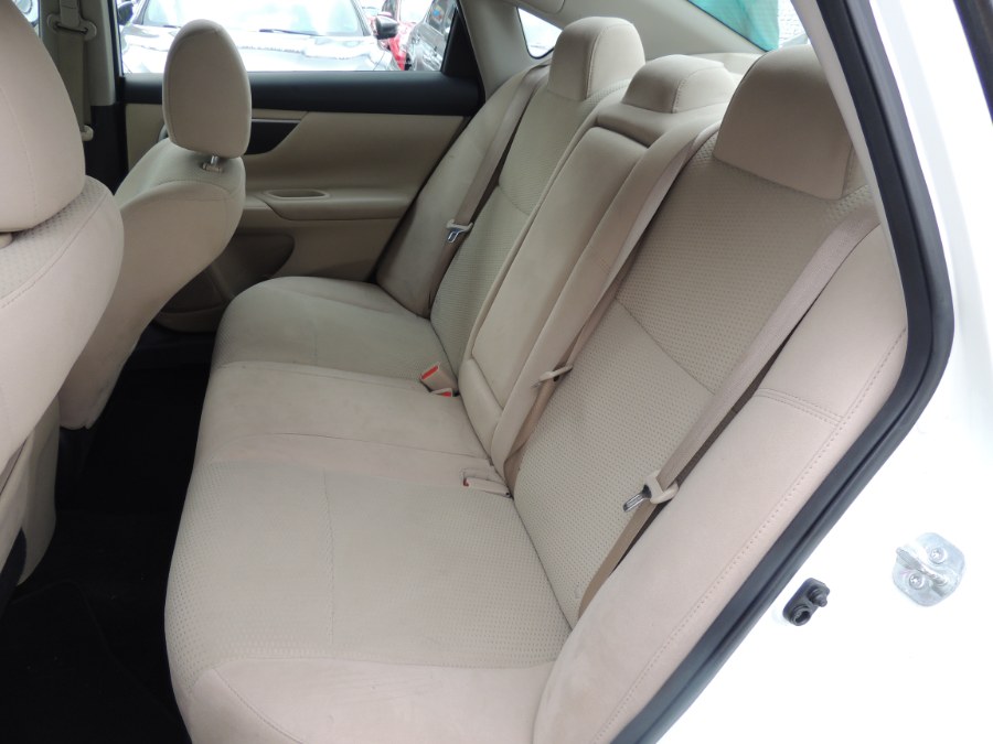 2015 Nissan Altima 4dr Sdn I4 2.5 S, available for sale in Brooklyn, New York | Carsbuck Inc.. Brooklyn, New York 2015 Nissan Altima 4dr Sdn I4 2.5 S, available for sale in Brooklyn, New York | Carsbuck Inc.. Brooklyn, New York
