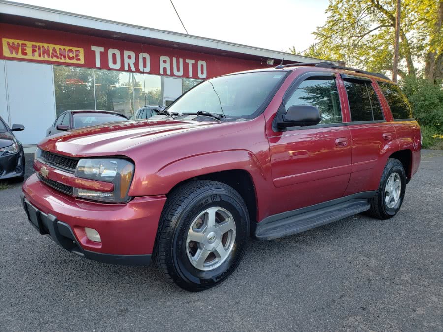 2005 Chevrolet TrailBlazer LT 4WD, available for sale in East Windsor, Connecticut | Toro Auto. East Windsor, Connecticut
