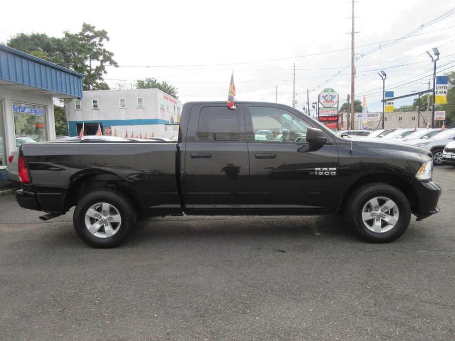 Used Ram 1500 Express 4x4 Quad Cab 6''4" Box 2018 | Route 27 Auto Mall. Linden, New Jersey Used Ram 1500 Express 4x4 Quad Cab 6''4" Box 2018 | Route 27 Auto Mall. Linden, New Jersey