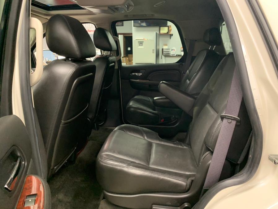 2009 Cadillac Escalade AWD 4dr, available for sale in Inwood, New York | 5 Towns Drive. Inwood, New York 2009 Cadillac Escalade AWD 4dr, available for sale in Inwood, New York | 5 Towns Drive. Inwood, New York