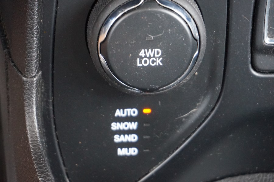 Used Jeep Renegade 4WD 4dr Latitude 2015 | Rockland Motor Company. Rockland, Maine Used Jeep Renegade 4WD 4dr Latitude 2015 | Rockland Motor Company. Rockland, Maine