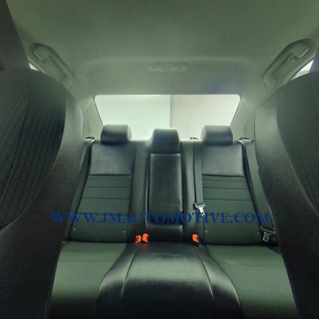 2017 Toyota Camry SE Auto, available for sale in Naugatuck, Connecticut | J&M Automotive Sls&Svc LLC. Naugatuck, Connecticut 2017 Toyota Camry SE Auto, available for sale in Naugatuck, Connecticut | J&M Automotive Sls&Svc LLC. Naugatuck, Connecticut