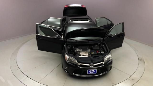 2017 Toyota Camry SE Auto, available for sale in Naugatuck, Connecticut | J&M Automotive Sls&Svc LLC. Naugatuck, Connecticut 2017 Toyota Camry SE Auto, available for sale in Naugatuck, Connecticut | J&M Automotive Sls&Svc LLC. Naugatuck, Connecticut