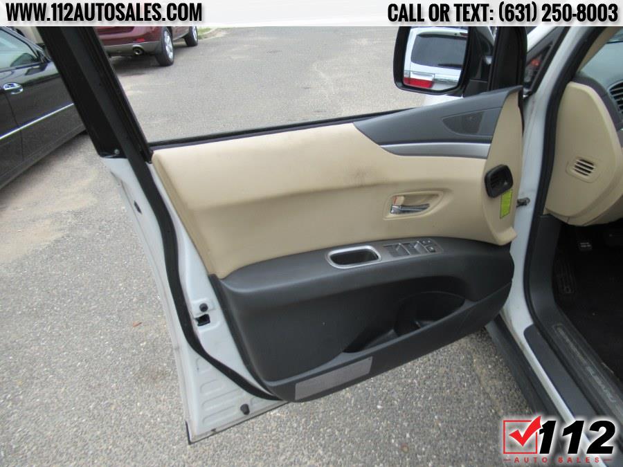Used Subaru Tribeca 4dr 3.6R Limited w/Pwr Moonroof Pkg 2011 | 112 Auto Sales. Patchogue, New York Used Subaru Tribeca 4dr 3.6R Limited w/Pwr Moonroof Pkg 2011 | 112 Auto Sales. Patchogue, New York