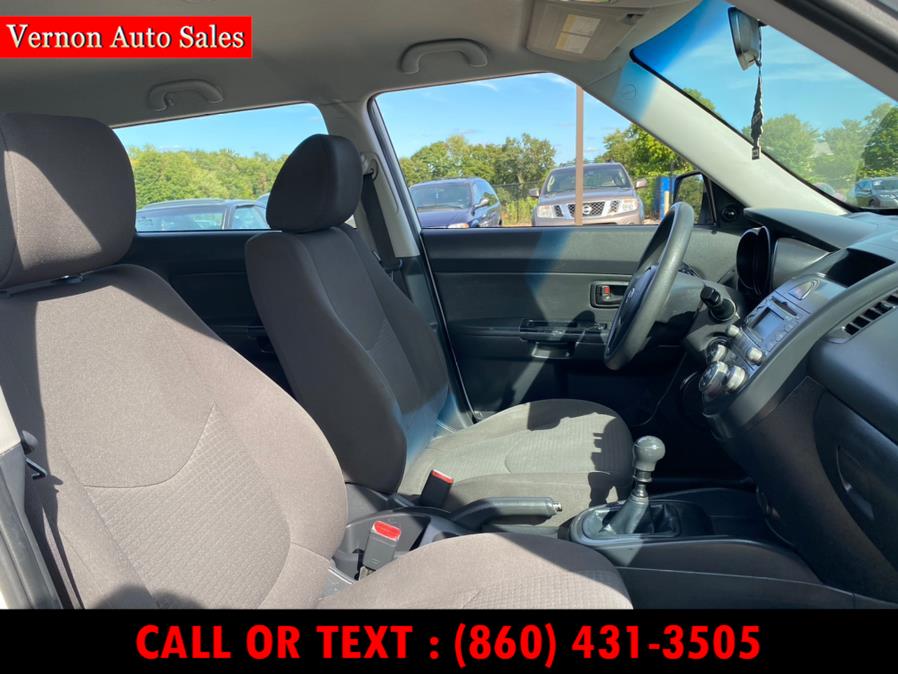 2011 Kia Soul 5dr Wgn Man, available for sale in Manchester, Connecticut | Vernon Auto Sale & Service. Manchester, Connecticut 2011 Kia Soul 5dr Wgn Man, available for sale in Manchester, Connecticut | Vernon Auto Sale & Service. Manchester, Connecticut