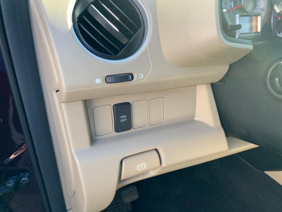 2010 Honda Pilot 4WD 4dr EX-L, available for sale in South Windsor, Connecticut | Mike And Tony Auto Sales, Inc. South Windsor, Connecticut 2010 Honda Pilot 4WD 4dr EX-L, available for sale in South Windsor, Connecticut | Mike And Tony Auto Sales, Inc. South Windsor, Connecticut