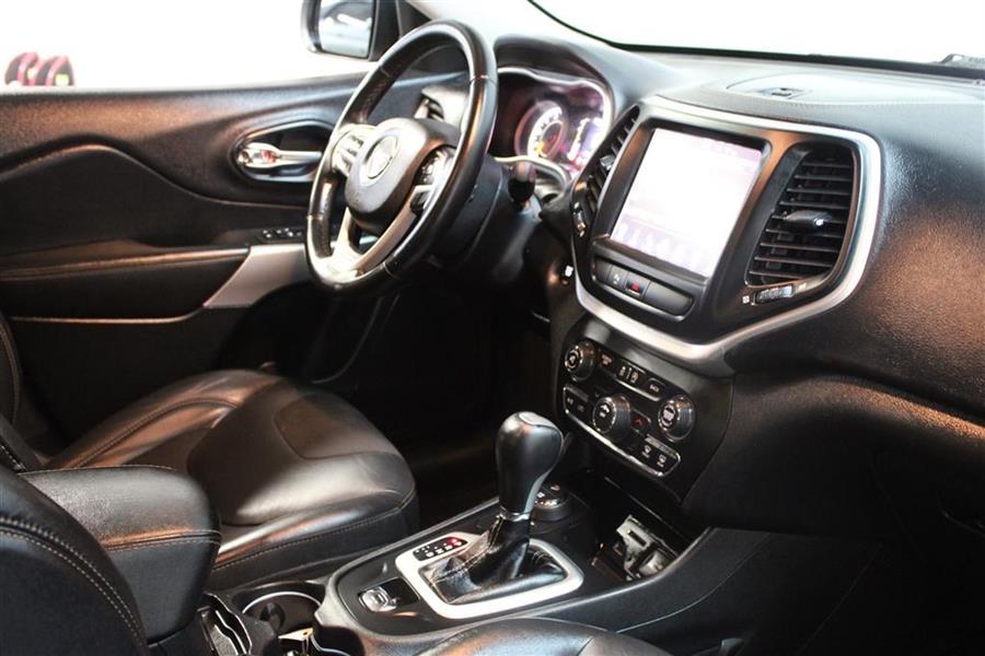 2018 Jeep Cherokee LATITUDE PLUS, available for sale in Paterson, New Jersey | Fast Track Motors. Paterson, New Jersey 2018 Jeep Cherokee LATITUDE PLUS, available for sale in Paterson, New Jersey | Fast Track Motors. Paterson, New Jersey