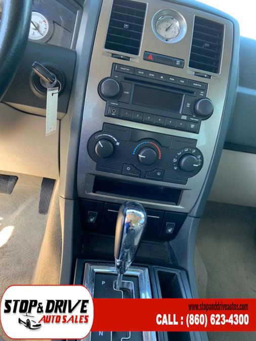 2006 Chrysler 300 4dr Sdn 300 Touring AWD, available for sale in East Windsor, Connecticut | Stop & Drive Auto Sales. East Windsor, Connecticut 2006 Chrysler 300 4dr Sdn 300 Touring AWD, available for sale in East Windsor, Connecticut | Stop & Drive Auto Sales. East Windsor, Connecticut