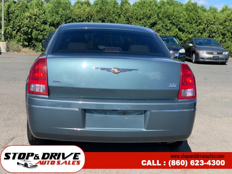 2006 Chrysler 300 4dr Sdn 300 Touring AWD, available for sale in East Windsor, Connecticut | Stop & Drive Auto Sales. East Windsor, Connecticut 2006 Chrysler 300 4dr Sdn 300 Touring AWD, available for sale in East Windsor, Connecticut | Stop & Drive Auto Sales. East Windsor, Connecticut