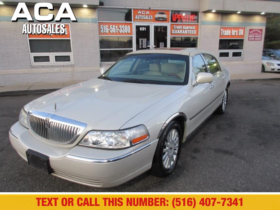 2005 Lincoln Town Car 4dr Sdn Signature Limited, available for sale in Lynbrook, New York | ACA Auto Sales. Lynbrook, New York