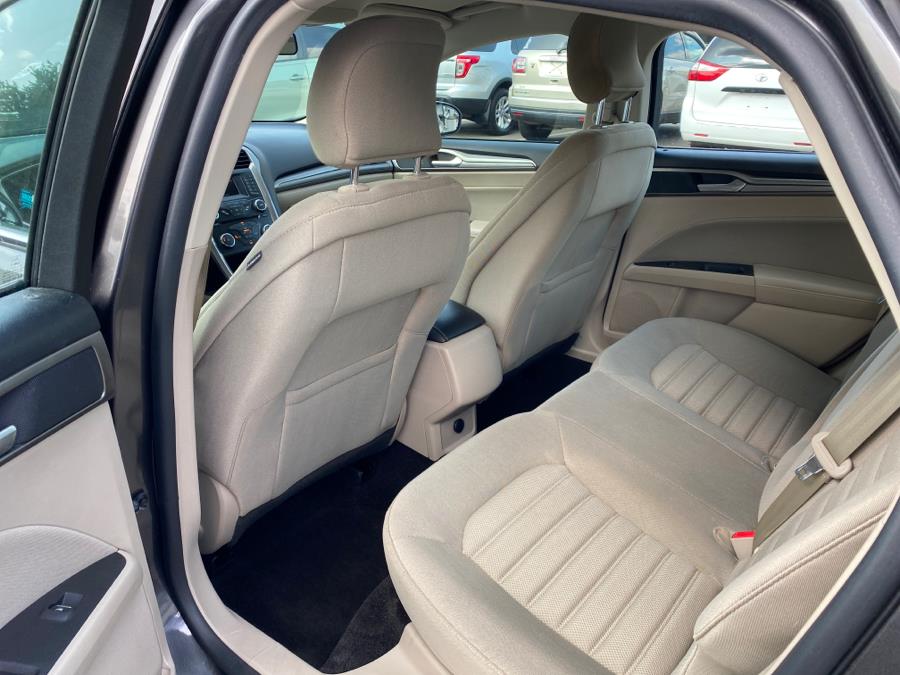 2018 Ford Fusion SE FWD, available for sale in Little Ferry, New Jersey | Victoria Preowned Autos Inc. Little Ferry, New Jersey 2018 Ford Fusion SE FWD, available for sale in Little Ferry, New Jersey | Victoria Preowned Autos Inc. Little Ferry, New Jersey