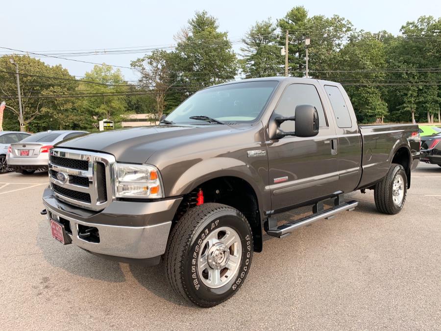 2007 Ford Super Duty F-350 SRW 4WD SuperCab 158" Lariat, available for sale in South Windsor, Connecticut | Mike And Tony Auto Sales, Inc. South Windsor, Connecticut