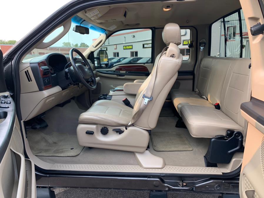 2007 Ford Super Duty F-350 SRW 4WD SuperCab 158" Lariat, available for sale in South Windsor, Connecticut | Mike And Tony Auto Sales, Inc. South Windsor, Connecticut 2007 Ford Super Duty F-350 SRW 4WD SuperCab 158" Lariat, available for sale in South Windsor, Connecticut | Mike And Tony Auto Sales, Inc. South Windsor, Connecticut