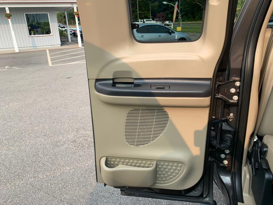 2007 Ford Super Duty F-350 SRW 4WD SuperCab 158" Lariat, available for sale in South Windsor, Connecticut | Mike And Tony Auto Sales, Inc. South Windsor, Connecticut 2007 Ford Super Duty F-350 SRW 4WD SuperCab 158" Lariat, available for sale in South Windsor, Connecticut | Mike And Tony Auto Sales, Inc. South Windsor, Connecticut