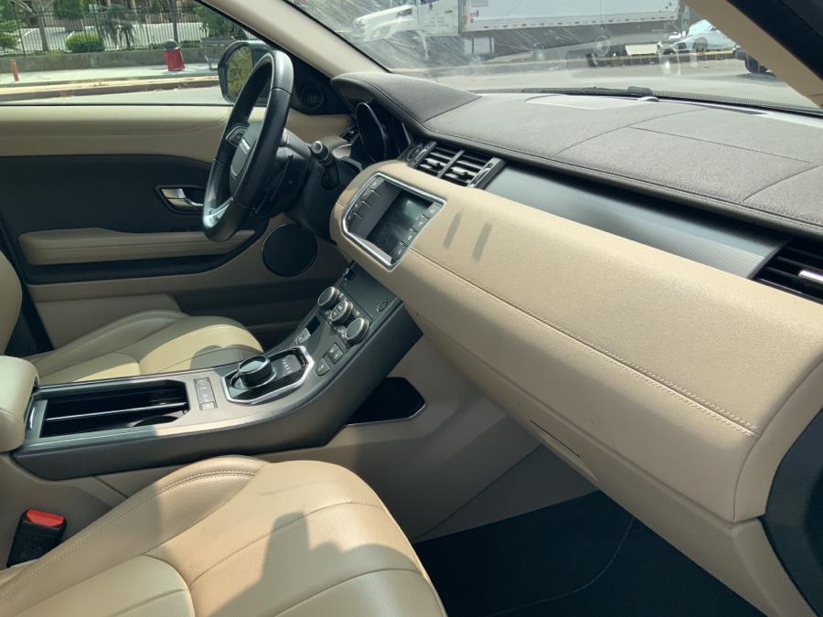 Used Land Rover Range Rover Evoque 5 Door SE 2019 | NYC Automart Inc. Brooklyn, New York Used Land Rover Range Rover Evoque 5 Door SE 2019 | NYC Automart Inc. Brooklyn, New York