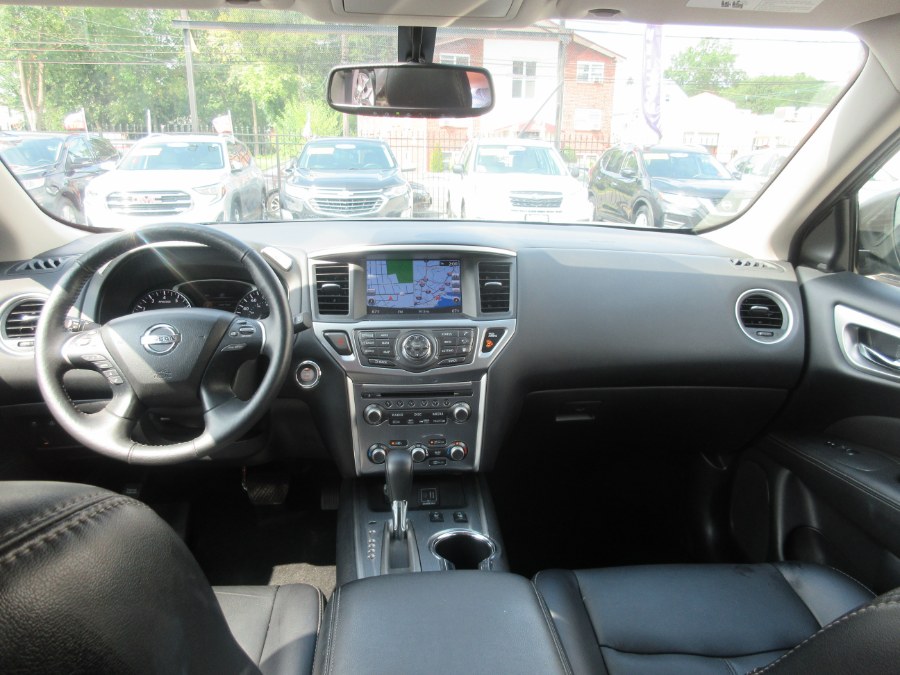 2019 Nissan Pathfinder FWD SL, available for sale in Linden, New Jersey | Route 27 Auto Mall. Linden, New Jersey 2019 Nissan Pathfinder FWD SL, available for sale in Linden, New Jersey | Route 27 Auto Mall. Linden, New Jersey