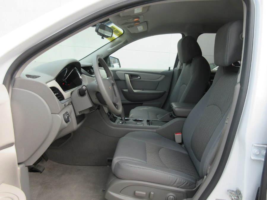 2017 Chevrolet Traverse AWD 4dr LS, available for sale in Linden, New Jersey | Route 27 Auto Mall. Linden, New Jersey 2017 Chevrolet Traverse AWD 4dr LS, available for sale in Linden, New Jersey | Route 27 Auto Mall. Linden, New Jersey