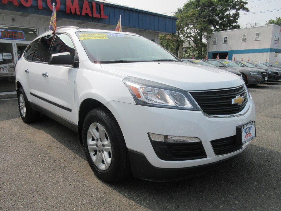 2017 Chevrolet Traverse AWD 4dr LS, available for sale in Linden, New Jersey | Route 27 Auto Mall. Linden, New Jersey 2017 Chevrolet Traverse AWD 4dr LS, available for sale in Linden, New Jersey | Route 27 Auto Mall. Linden, New Jersey