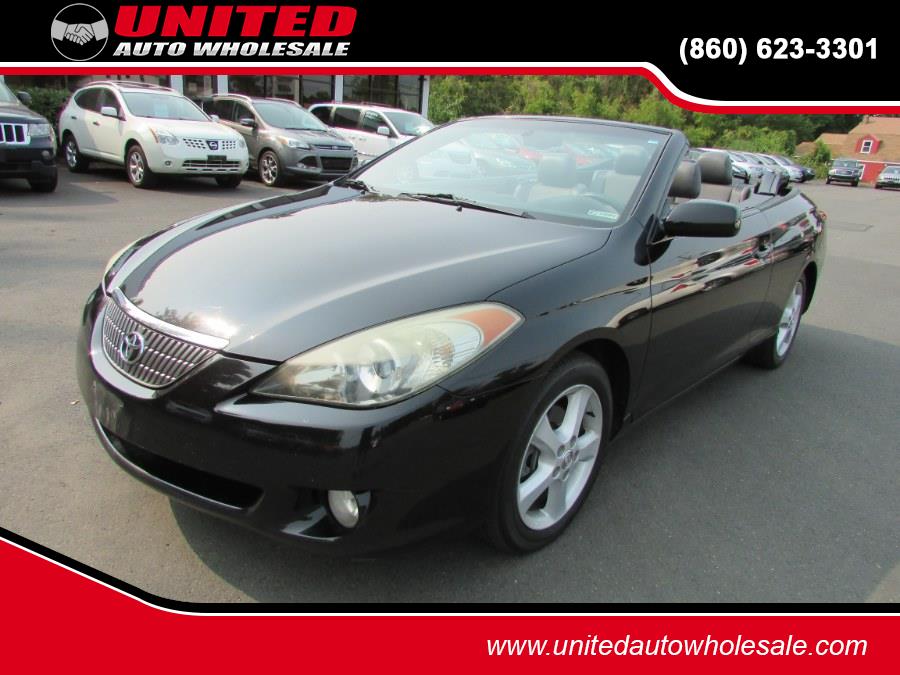 2005 Toyota Camry Solara 2dr Conv SLE V6 Auto (Natl), available for sale in East Windsor, Connecticut | United Auto Sales of E Windsor, Inc. East Windsor, Connecticut